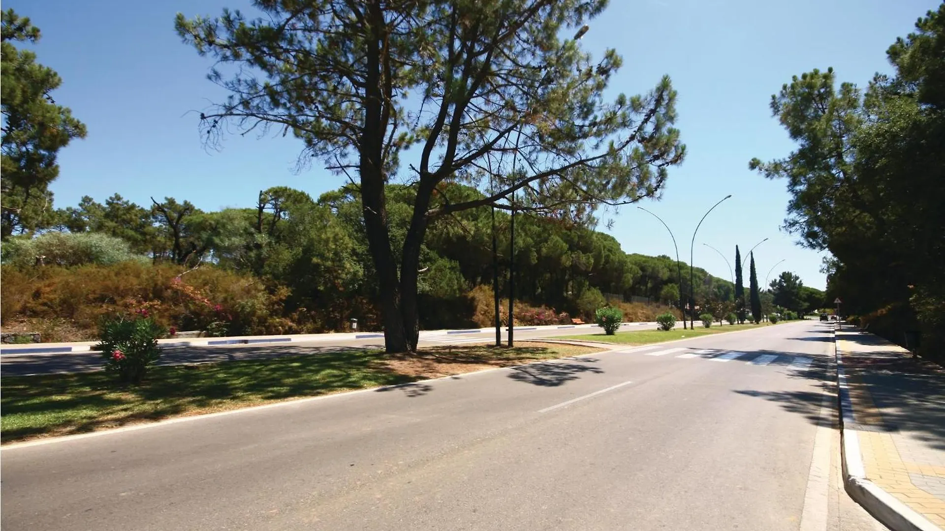 Beautiful Apartment In Marbella-Elviria 0*, Marbella
